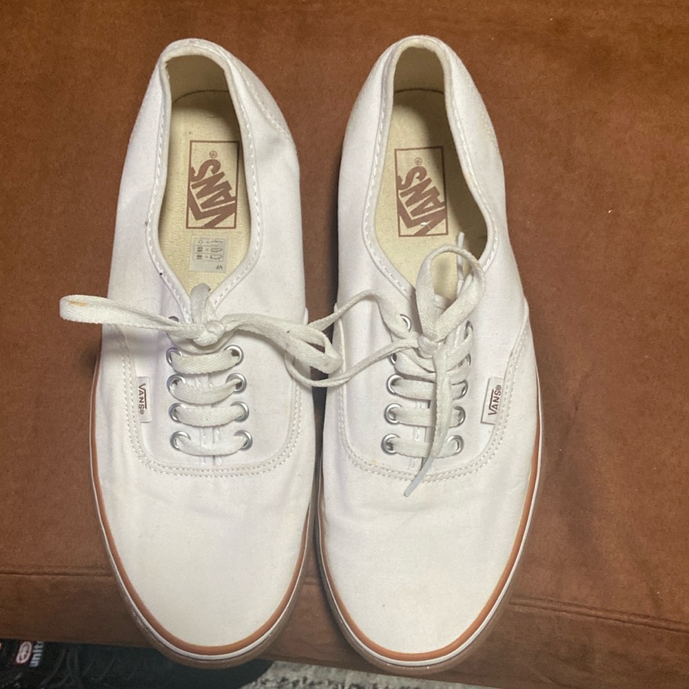 Men sneakers by VANS. Worn a few times, but still in good condition..